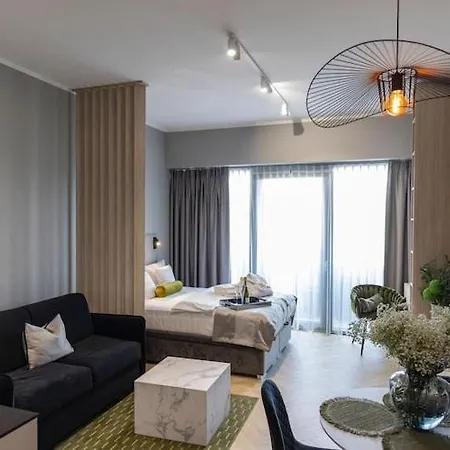 In With Pool And Terrace * شتشيتسين